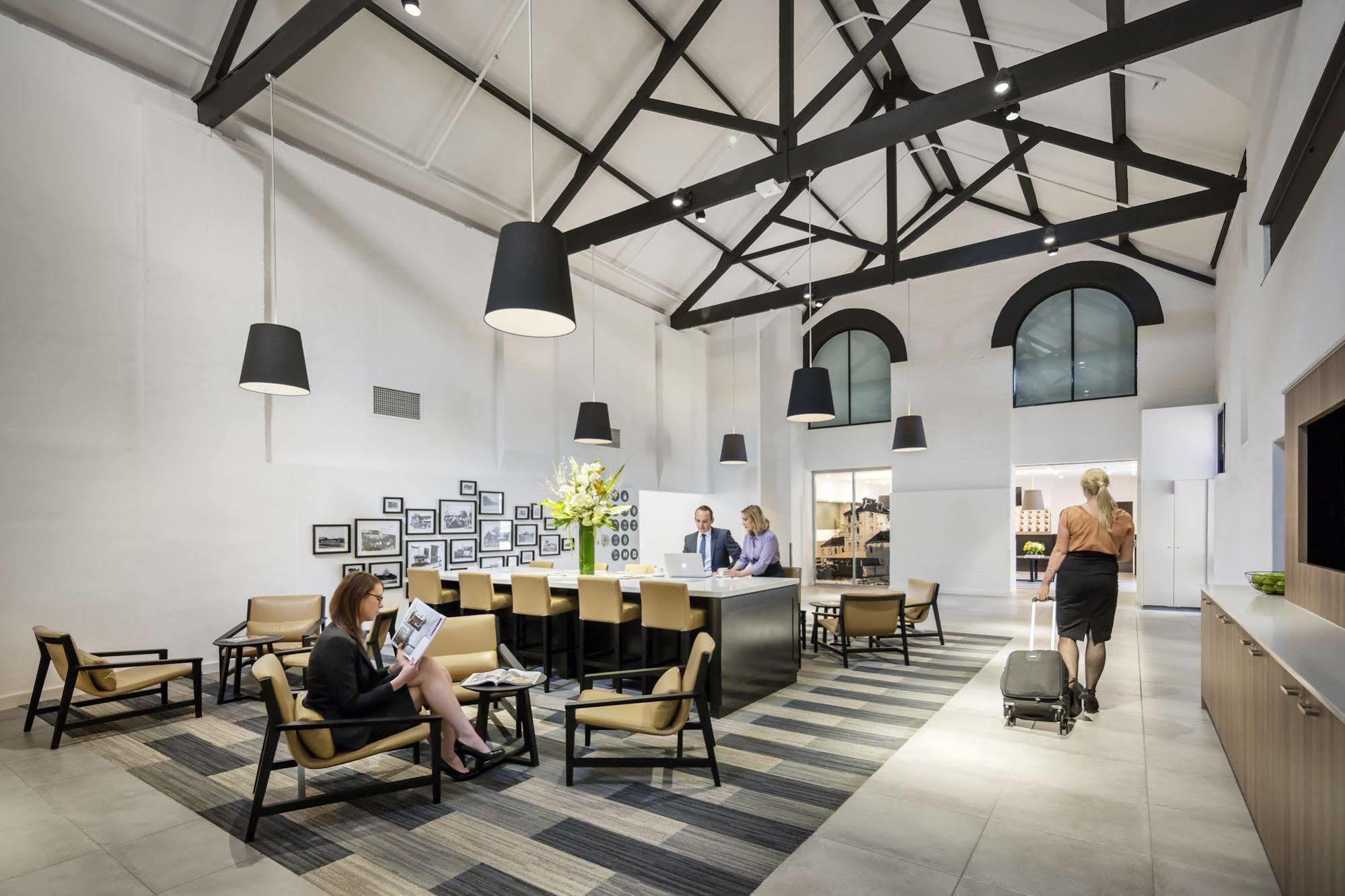 Quest Newcastle West Aparthotel Ngoại thất bức ảnh