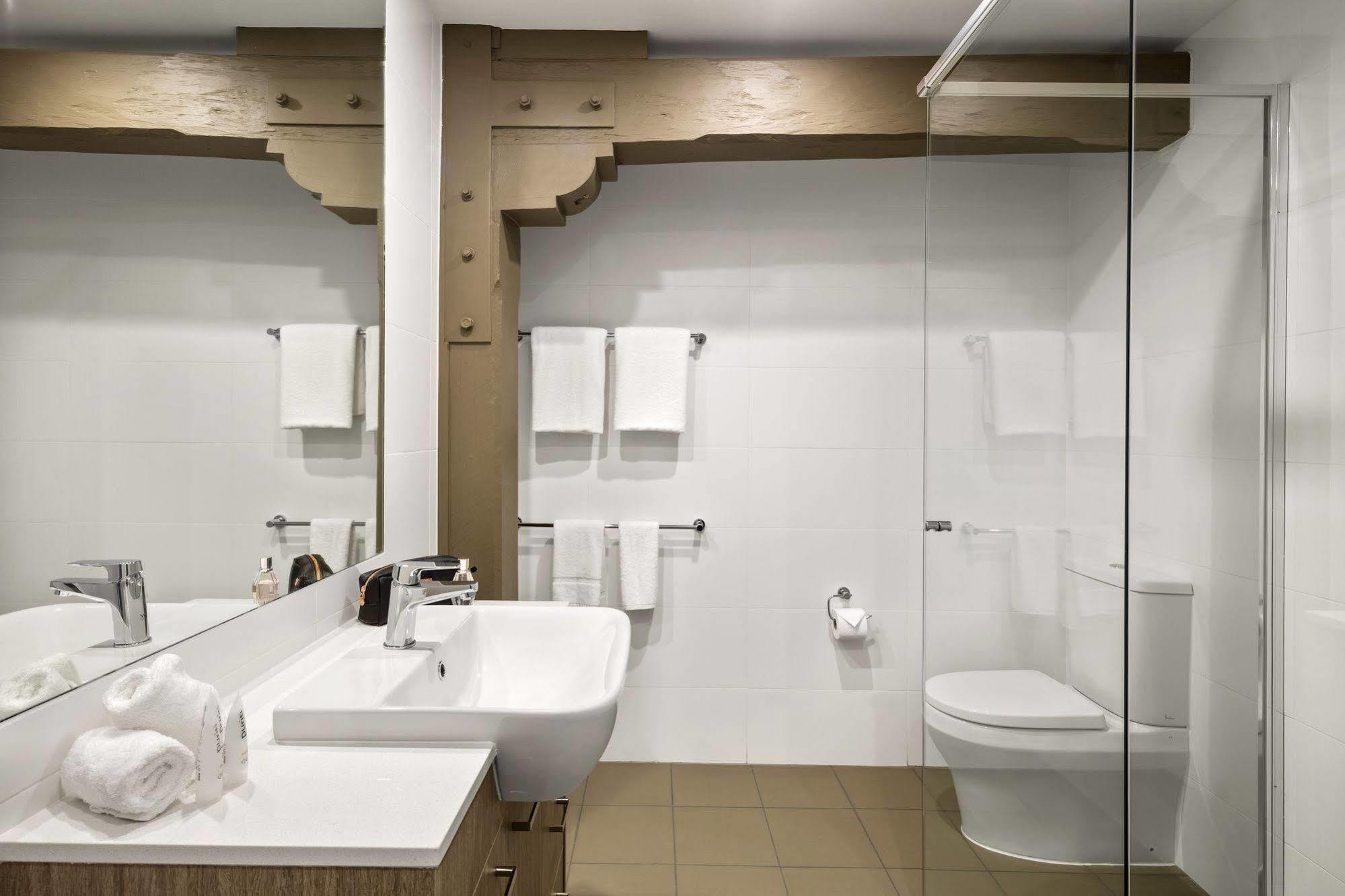 Quest Newcastle West Aparthotel Ngoại thất bức ảnh