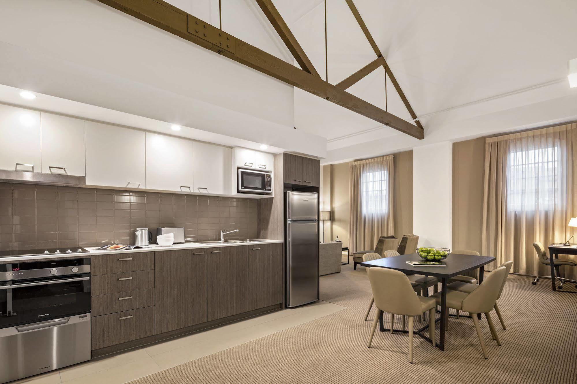 Quest Newcastle West Aparthotel Ngoại thất bức ảnh